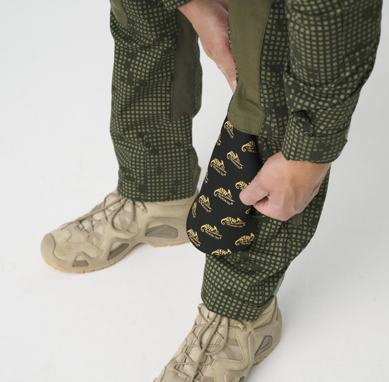 HELIKON PANTALONI COMBAT MODERNI MCDU PANTS - DESERT NIGHT CAMO / OLIVE GREEN